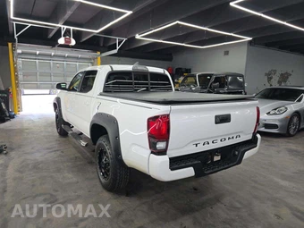 2019 Toyota Tacoma SR Crew Cab Medium Bed - miniatura 2