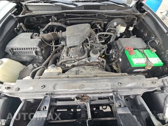 2019 Toyota Tacoma SR Crew Cab Medium Bed - miniatura 15