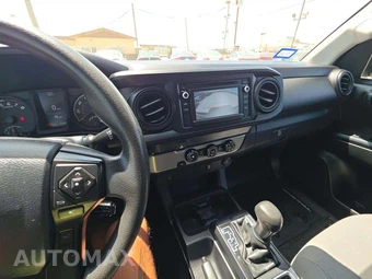 2019 Toyota Tacoma SR Crew Cab Medium Bed - miniatura 10