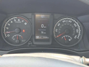 2019 Toyota Tacoma SR Crew Cab Medium Bed - miniatura 9