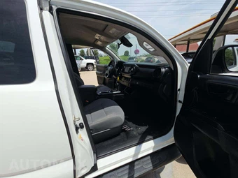 2019 Toyota Tacoma SR Extended Cab Long Bed w/Rear Doors - miniatura 18