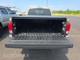 2019 Toyota Tacoma SR5 Crew Cab Long Bed - miniatura 14
