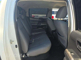2019 Toyota Tacoma SR5 Crew Cab Medium Bed - miniatura 16