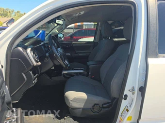 2019 Toyota Tacoma SR5 Crew Cab Medium Bed - miniatura 6