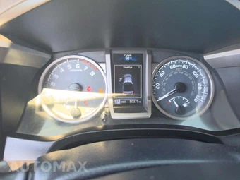 2019 Toyota Tacoma SR5 Crew Cab Medium Bed - miniatura 9