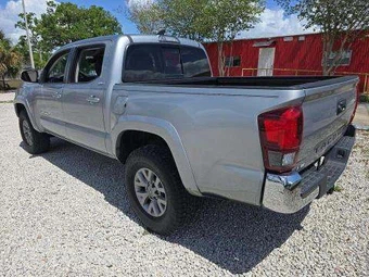 2019 Toyota Tacoma SR5 Crew Cab Medium Bed - miniatura 2