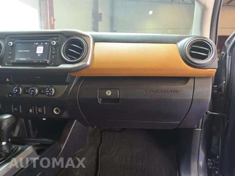2019 Toyota Tacoma SR5 Crew Cab Medium Bed - miniatura 19
