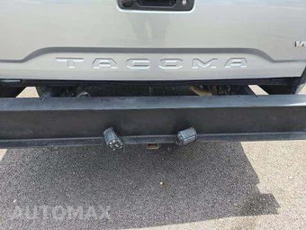 2019 Toyota Tacoma SR5 Crew Cab Medium Bed – miniatura 22