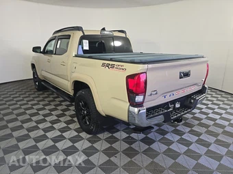 2019 Toyota Tacoma SR5 Crew Cab Medium Bed - miniatura 6