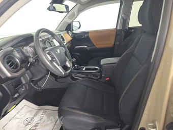 2019 Toyota Tacoma SR5 Crew Cab Medium Bed - miniatura 7