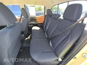 2019 Toyota Tacoma SR5 Crew Cab Medium Bed - miniatura 10