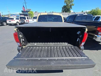 2019 Toyota Tacoma SR5 Crew Cab Medium Bed - miniatura 11