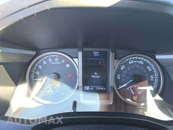 2019 Toyota Tacoma SR5 Crew Cab Medium Bed - miniatura 6