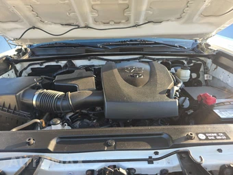 2019 Toyota Tacoma SR5 Crew Cab Medium Bed - miniatura 15