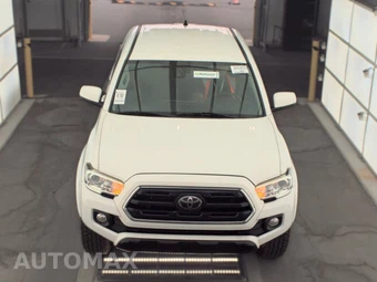 2019 Toyota Tacoma SR5 Crew Cab Medium Bed - miniatura 2