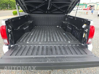 2019 Toyota Tacoma SR5 Crew Cab Medium Bed - miniatura 11