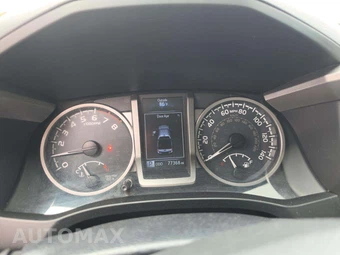 2019 Toyota Tacoma SR5 Crew Cab Medium Bed - miniatura 6