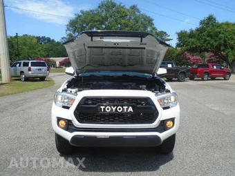 2019 Toyota Tacoma SR5 Crew Cab Medium Bed - miniatura 10