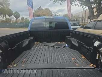 2019 Toyota Tacoma SR5 Crew Cab Medium Bed - miniatura 19