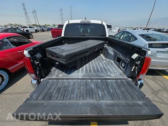 2019 Toyota Tacoma TRD Off-Road Crew Cab Medium Bed - miniatura 16