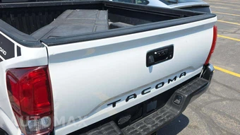 2019 Toyota Tacoma TRD Off-Road Crew Cab Medium Bed - miniatura 36