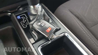 2019 Toyota Tacoma TRD Off-Road Crew Cab Medium Bed - miniatura 18