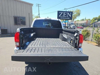 2019 Toyota Tacoma TRD Off-Road Crew Cab Medium Bed - miniatura 11