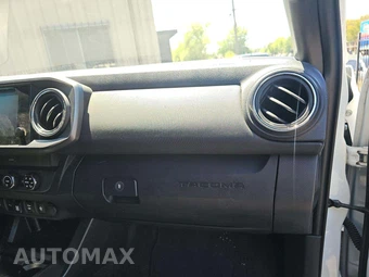 2019 Toyota Tacoma TRD Off-Road Crew Cab Medium Bed - miniatura 16