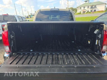 2019 Toyota Tacoma TRD Off-Road Crew Cab Medium Bed - miniatura 14