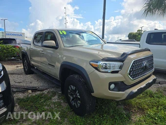 2019 Toyota Tacoma TRD Off-Road Crew Cab Medium Bed - miniatura 4