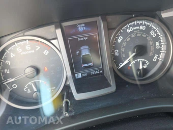 2019 Toyota Tacoma TRD Off-Road Crew Cab Medium Bed - miniatura 9
