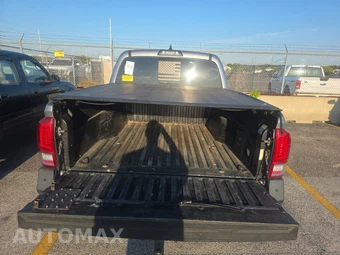 2019 Toyota Tacoma TRD Off-Road Crew Cab Medium Bed - miniatura 16