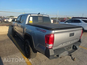 2019 Toyota Tacoma TRD Off-Road Crew Cab Medium Bed - miniatura 6