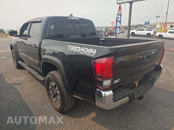 2019 Toyota Tacoma TRD Off-Road Crew Cab Medium Bed - miniatura 2