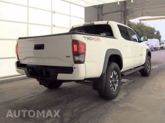 2019 Toyota Tacoma TRD Off-Road Crew Cab Medium Bed - miniatura 4