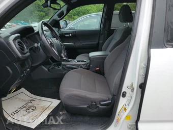 2019 Toyota Tacoma TRD Off-Road Crew Cab Medium Bed - miniatura 7