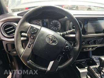 2019 Toyota Tacoma TRD Off-Road Crew Cab Medium Bed - miniatura 10