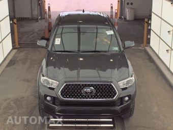 2019 Toyota Tacoma TRD Off-Road Crew Cab Medium Bed - miniatura 2