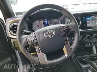 2019 Toyota Tacoma TRD Off-Road Crew Cab Medium Bed - miniatura 10