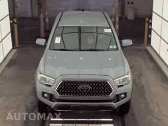 2019 Toyota Tacoma TRD Off-Road Crew Cab Medium Bed - miniatura 2