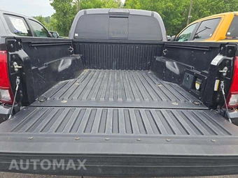 2019 Toyota Tacoma TRD Off-Road Crew Cab Medium Bed - miniatura 14