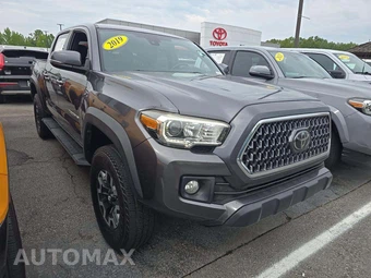 2019 Toyota Tacoma TRD Off-Road Crew Cab Medium Bed - miniatura 4