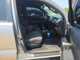 2019 Toyota Tacoma TRD Off-Road Crew Cab Medium Bed - miniatura 15