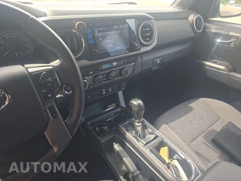 2019 Toyota Tacoma TRD Off-Road Crew Cab Medium Bed - miniatura 11