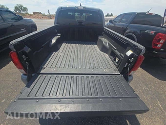 2019 Toyota Tacoma TRD Off-Road Crew Cab Medium Bed - miniatura 14