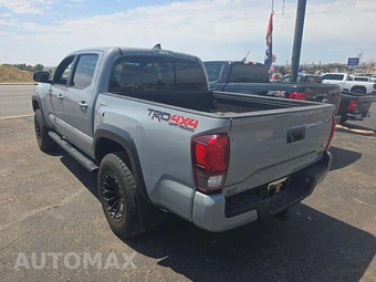 2019 Toyota Tacoma TRD Off-Road Crew Cab Medium Bed - miniatura 2