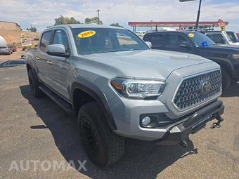 2019 Toyota Tacoma TRD Off-Road Crew Cab Medium Bed - miniatura 4