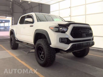 2019 Toyota Tacoma TRD Pro Crew Cab Medium Bed - miniatura 3