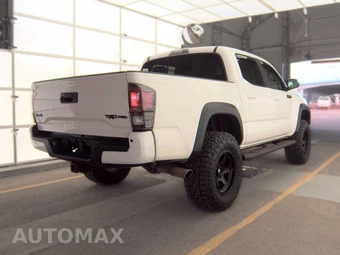 2019 Toyota Tacoma TRD Pro Crew Cab Medium Bed - miniatura 4