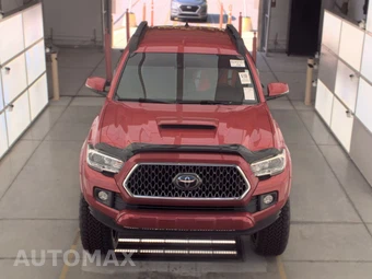 2019 Toyota Tacoma TRD Sport Crew Cab Long Bed - miniatura 2